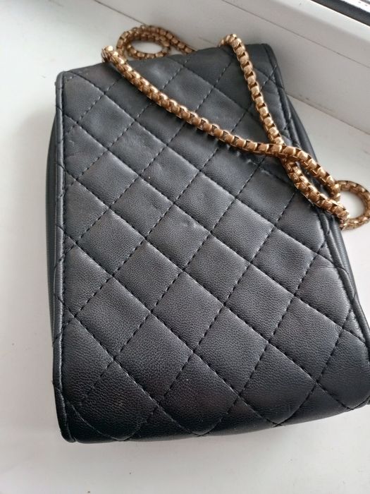 Мініатюрна сумочка в гарному стані