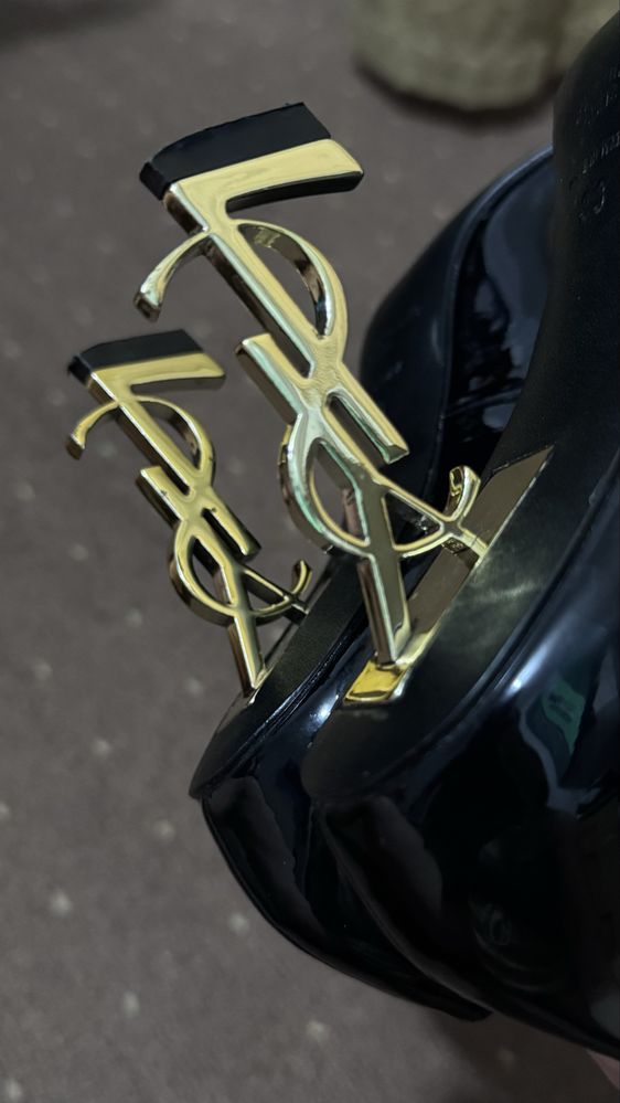 Yves Saint Laurent туфлі лодочки