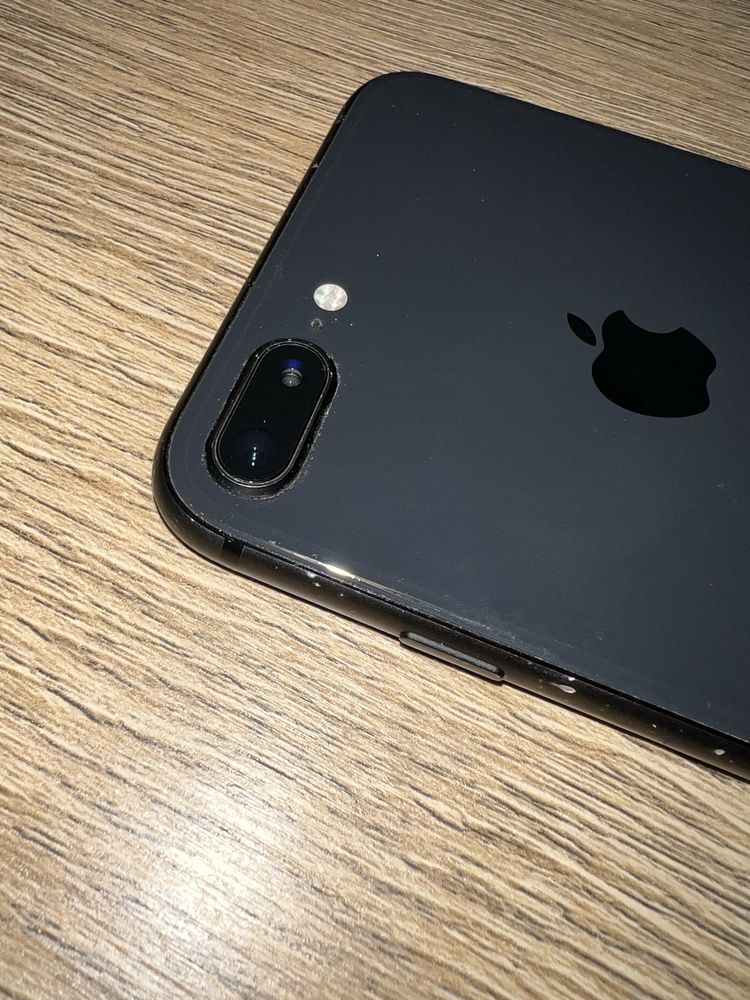 Iphone 8 Plus Black 64GB zamiana / czytaj opis