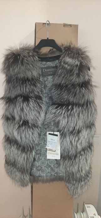 Продам натуральный новый меховой жилет из натурального меха чернобурой