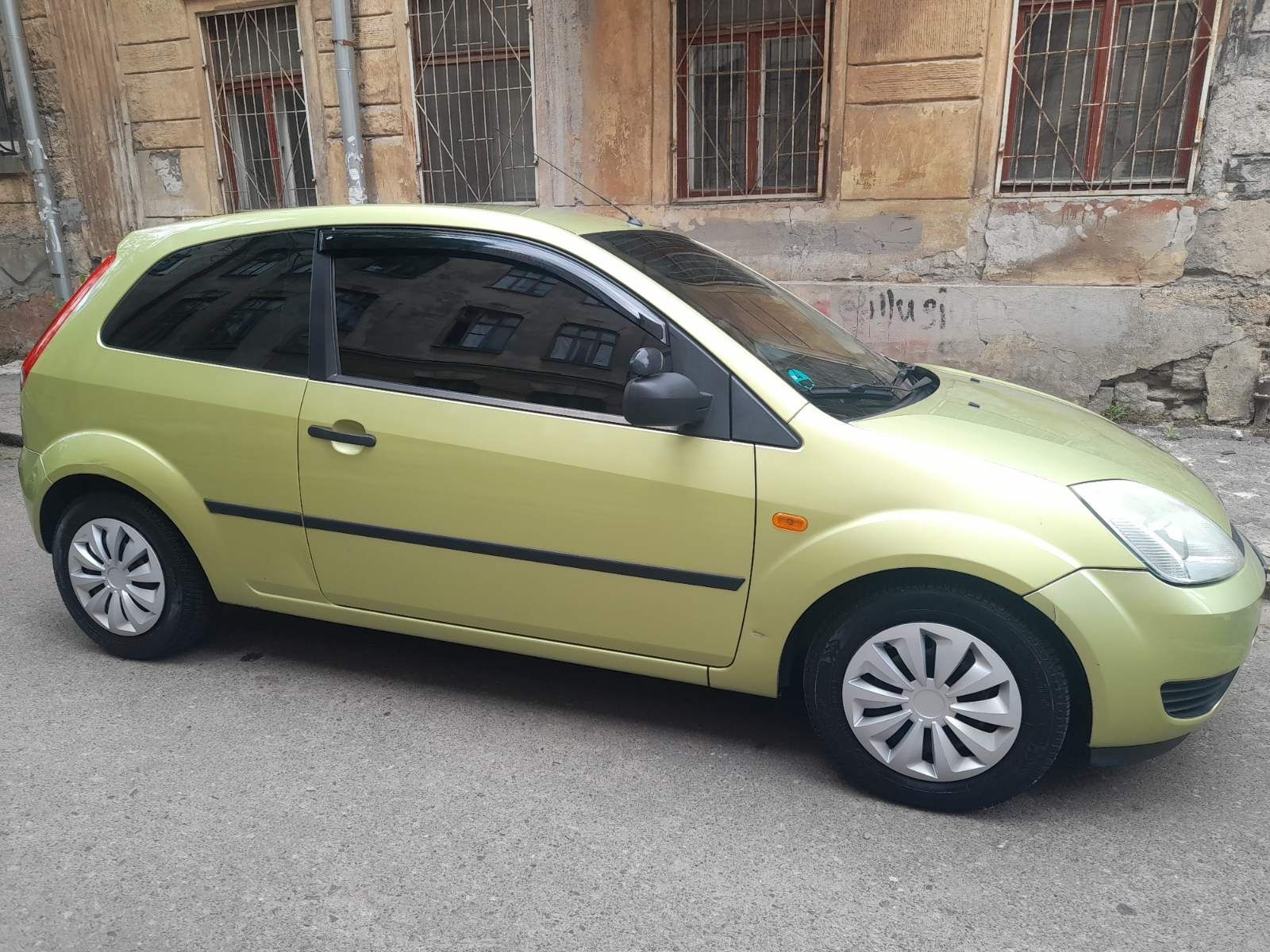 Ford fiesta 1.3 2005 год