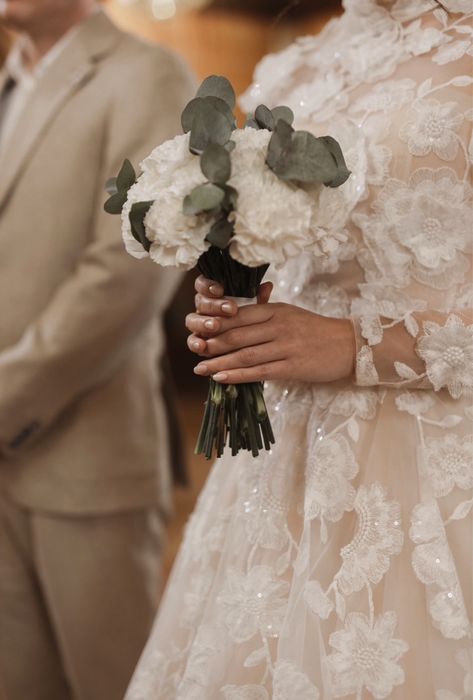 Весільна сукня жіноча