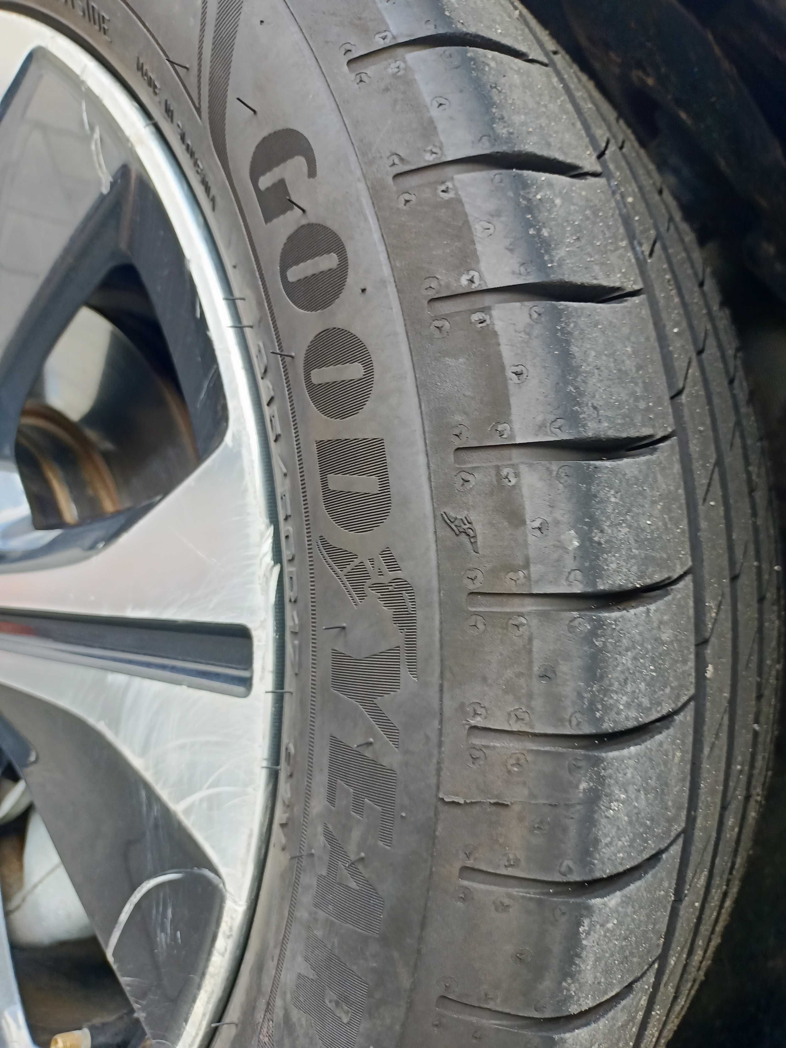 Koło nissan leaf opona goodyear + felga nissan