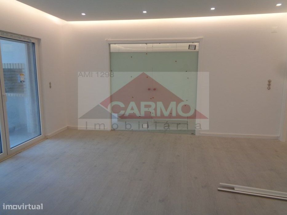 T3 NOVO MONTIJO/Acabamentos de 1ª Qualidade(oferta da escritura)