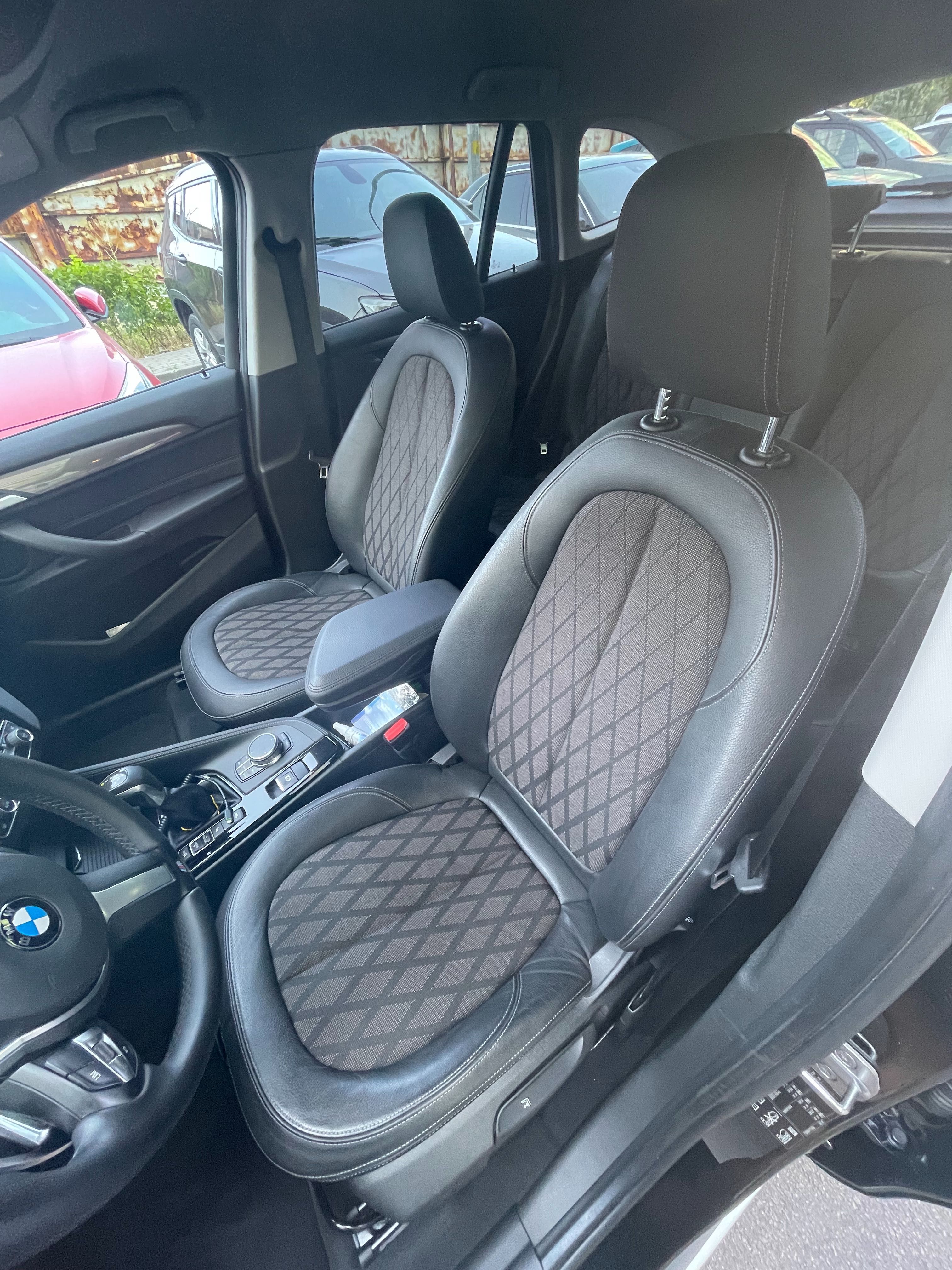 BMW X1 F48 Салон комплектный (передние сидения, диван и карты)