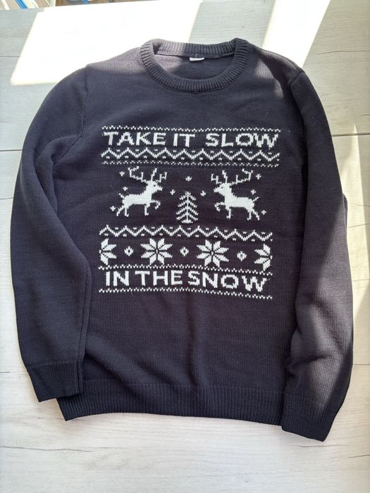 Новорічні світера від Defacto