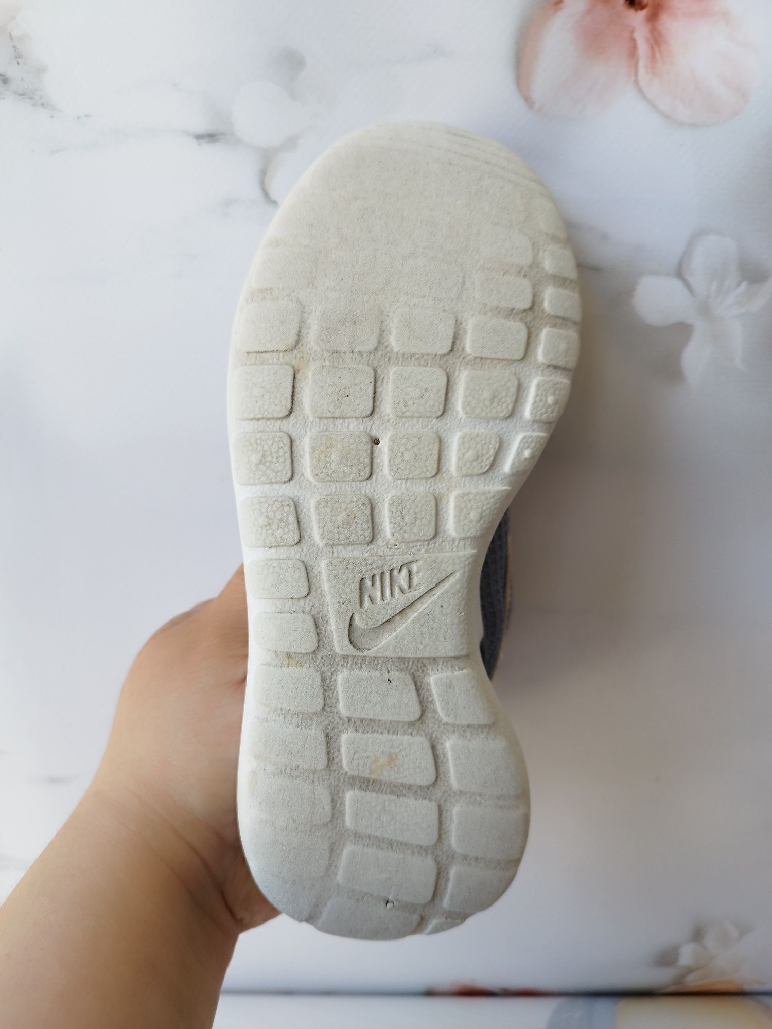buty sportowe Nike Roshe One niebieskie, rozmiar  32