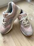 Buty Sneakersy damskie New Balance CW997HRT rozmiar 37( 23,5cm)
