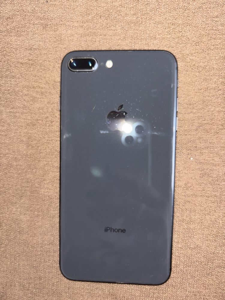 iPhone 8+ 64 гб айфон