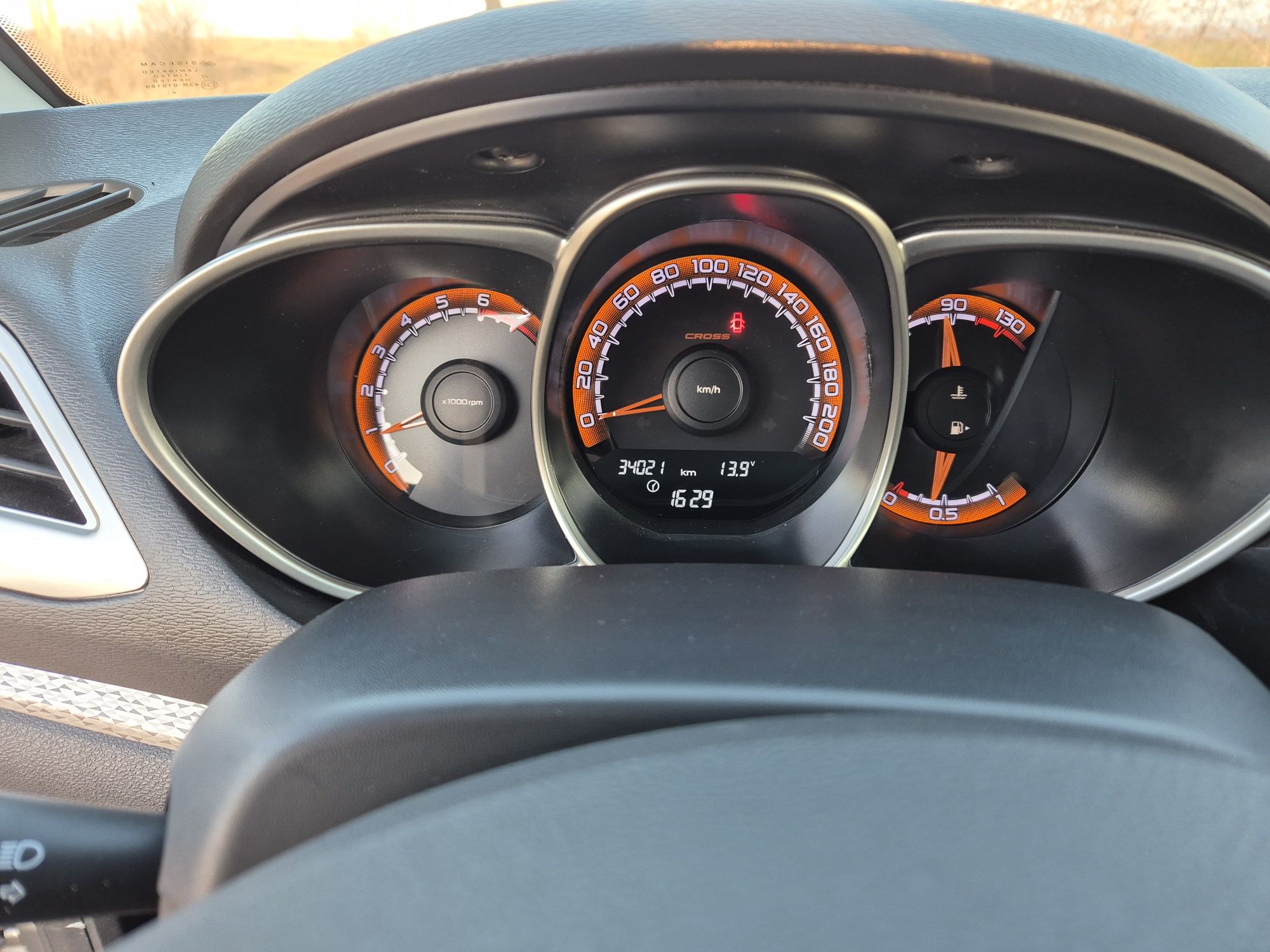 Продаю lada vesta sw cross лада веста
