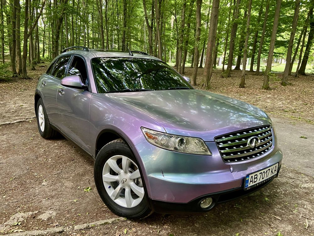 Продам Infiniti FX35