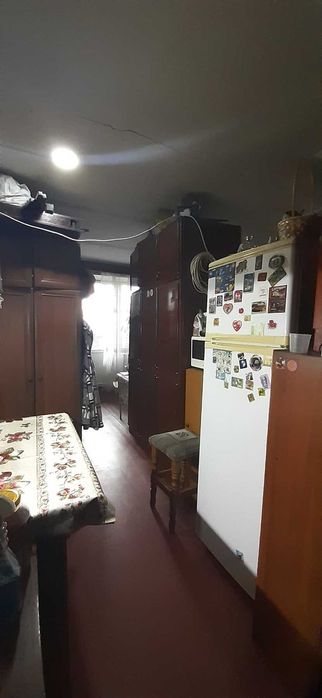 Продається кімната р-н 700 річчя