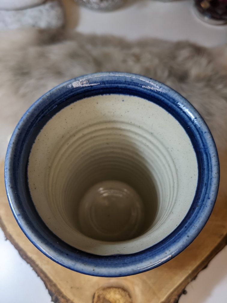 Duży kubek ręcznie robiony Ingleton Pottery