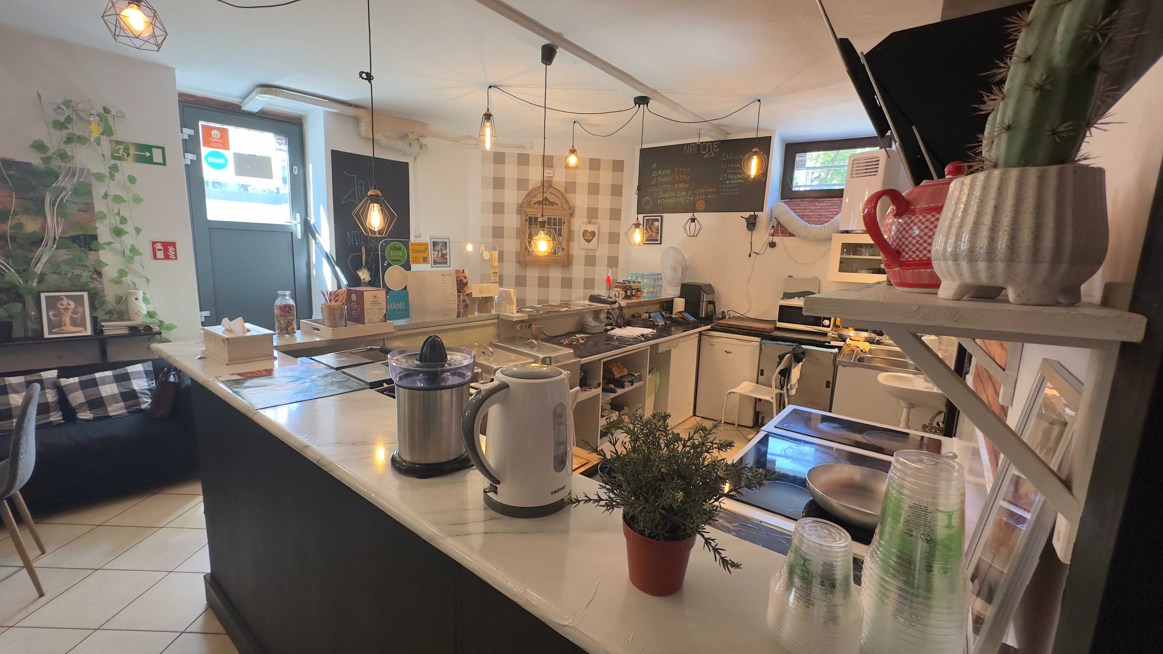 Odstąpię działającą restaurację w Warszawie (dzielnica Powiśle)