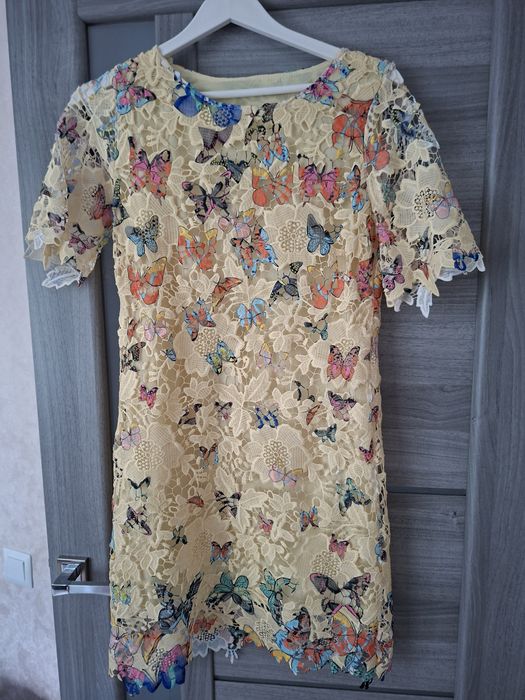 Літня яскрава сукня, плаття святкове