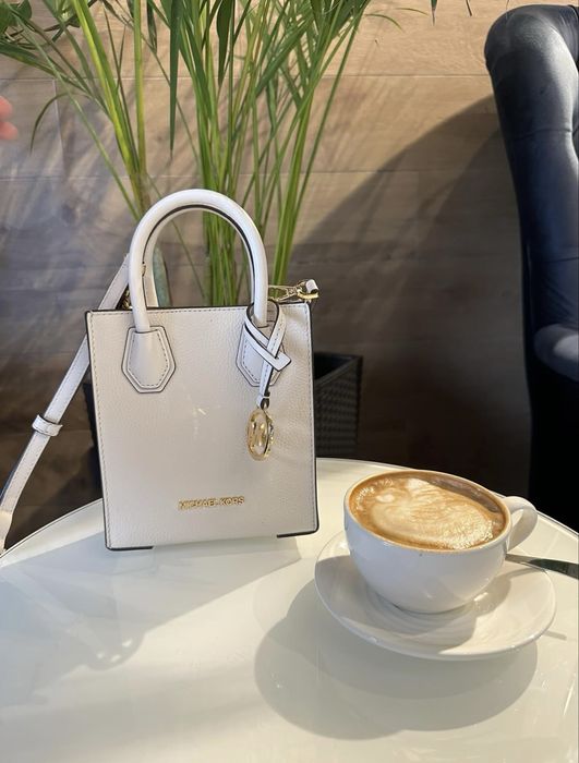 Сумка крос-боді жіноча шкіряна Michael Kors