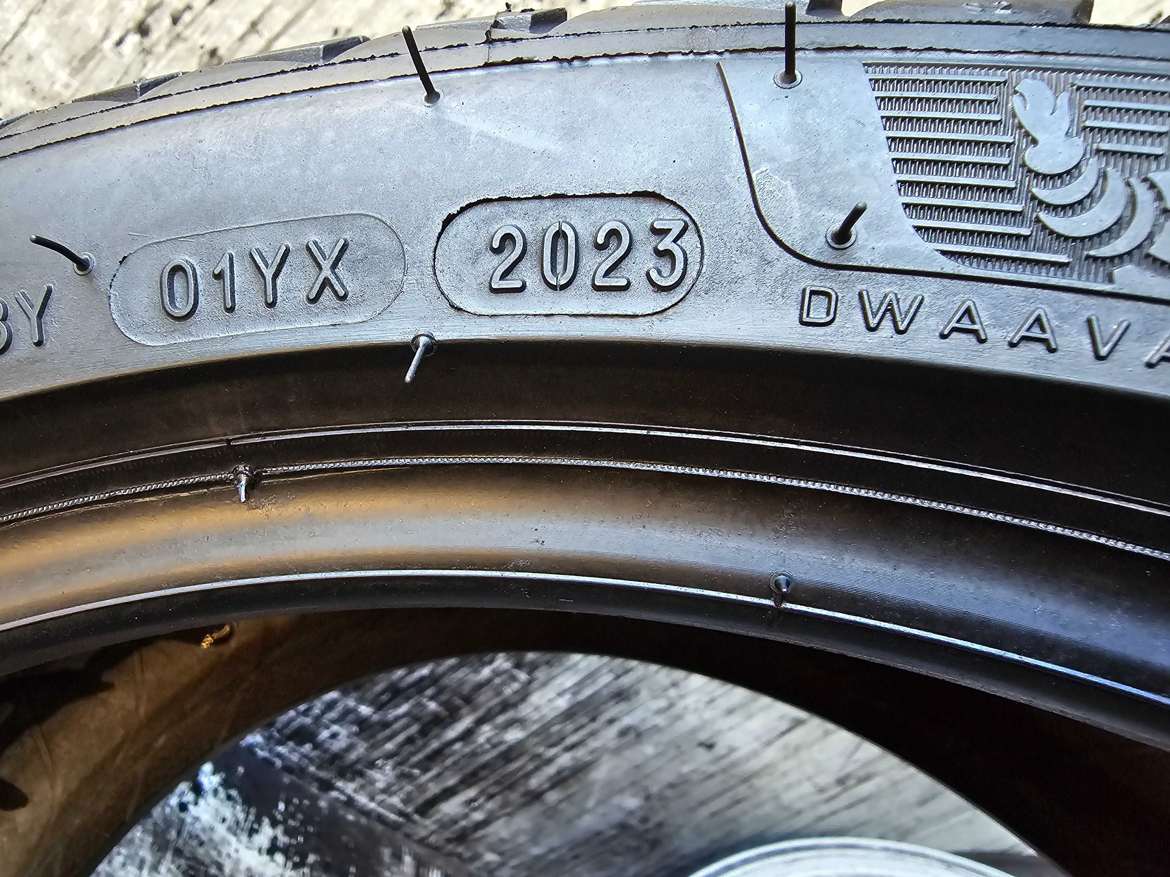 Sprzedam oponę 245/35 18" Michelin CrossClimate 2 6,5mm 2023r