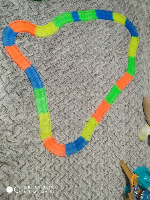 Magic tracks трек світиться