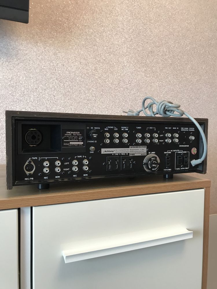 Усилитель PIONEER SA-1000 Топ модель. Class-A