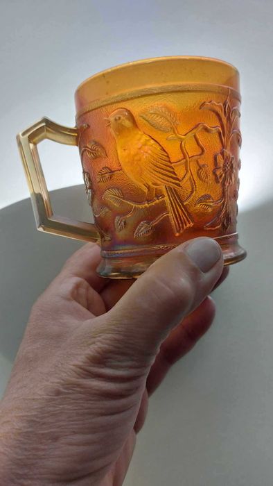 Caneca de vidro "Carnival Glass"