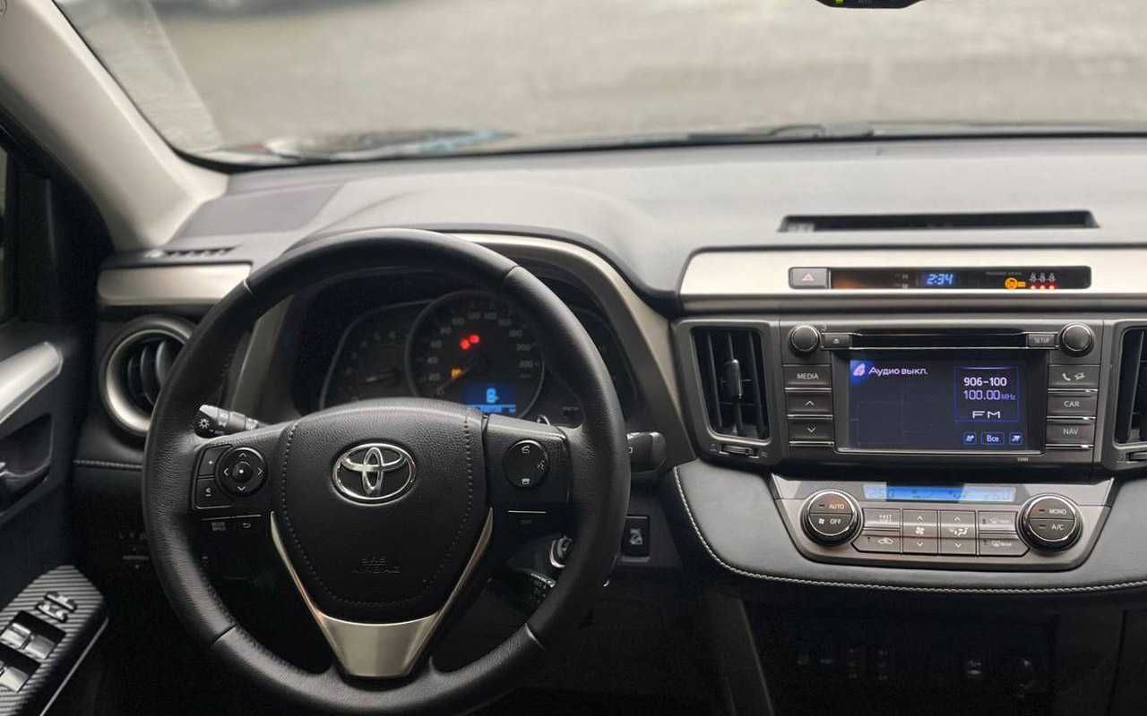 Toyota RAV4 2013