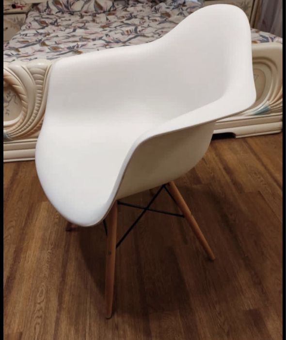 Стілець - крісло фірми drommel