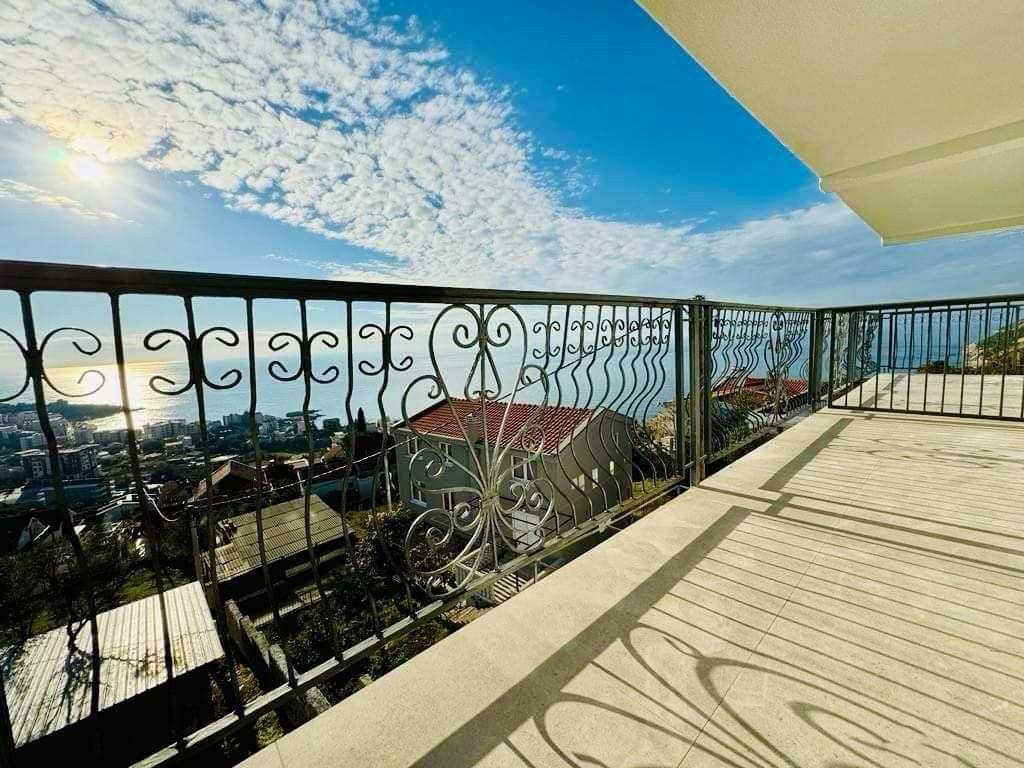 Продається квартира в Чорногорії з чудовим панорамним видом на море