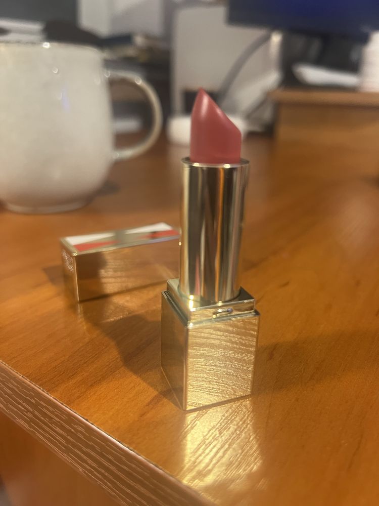 Estee Lauder szminka pure colour envy 420