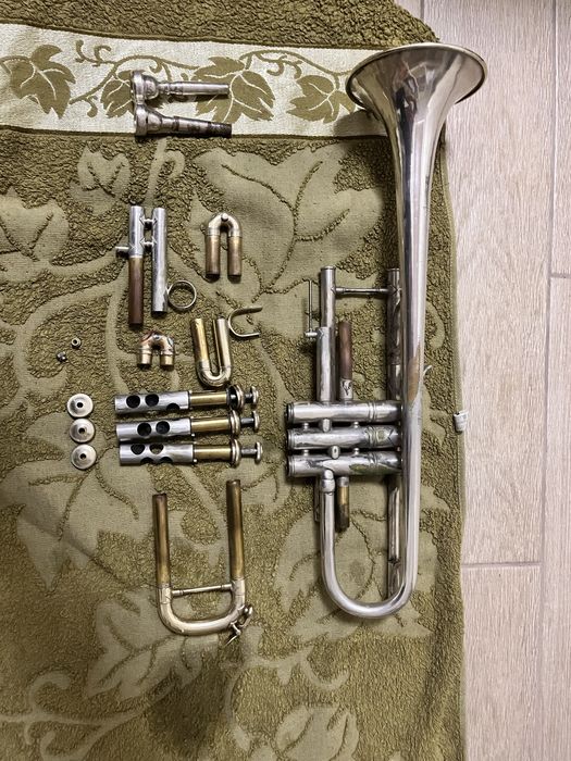 Труба Bach stradivarius 37 model