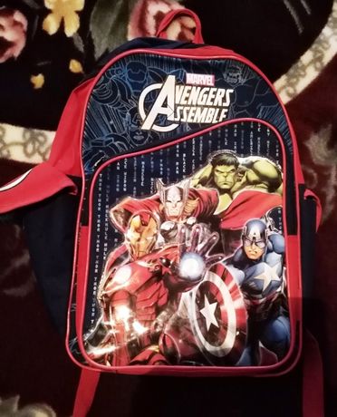 Отличный, качественный рюкзак Avengers