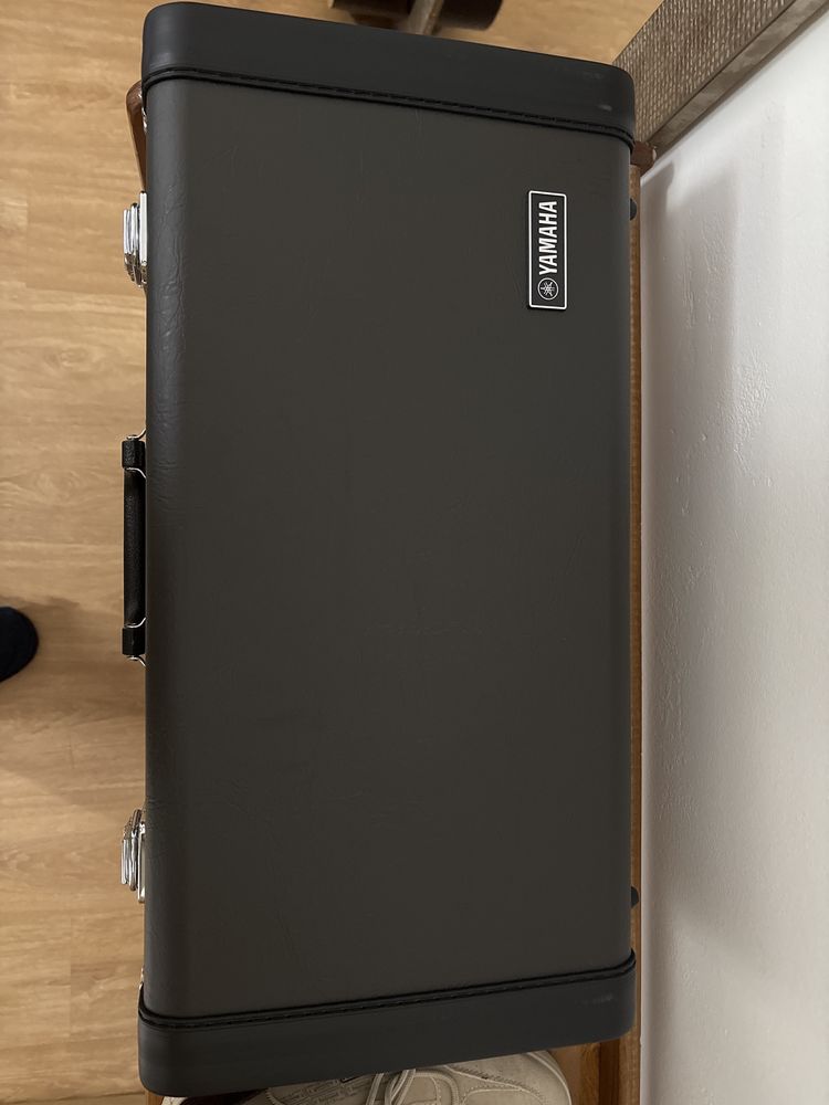 Trompete Yamaha YTR4435II