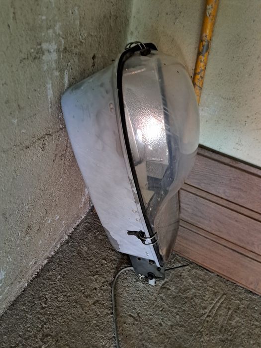 Sprzedam lampę sprawna