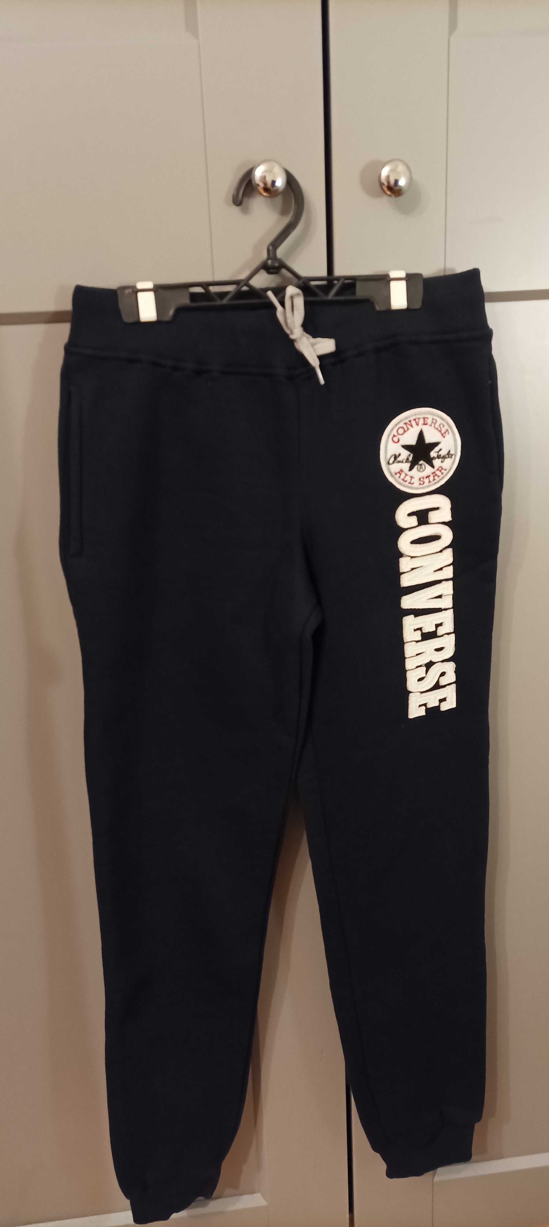 Nowe spodnie dresowe Converse