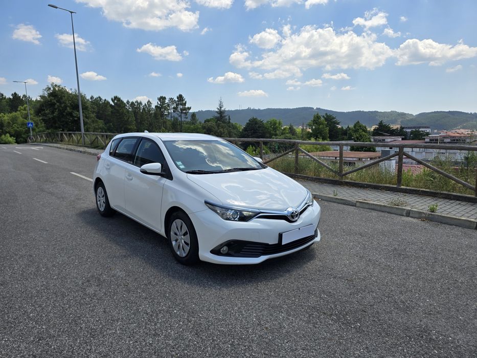 Toyota Auris 1.4 D4d Active+AC 90cv 6V Nacional 1 Dono Como Novo