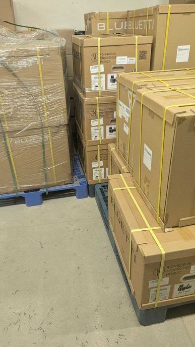 BLUETTI AC300 + B300K (2768 Вт-год, 3000 Вт) - Світло буде завжди!