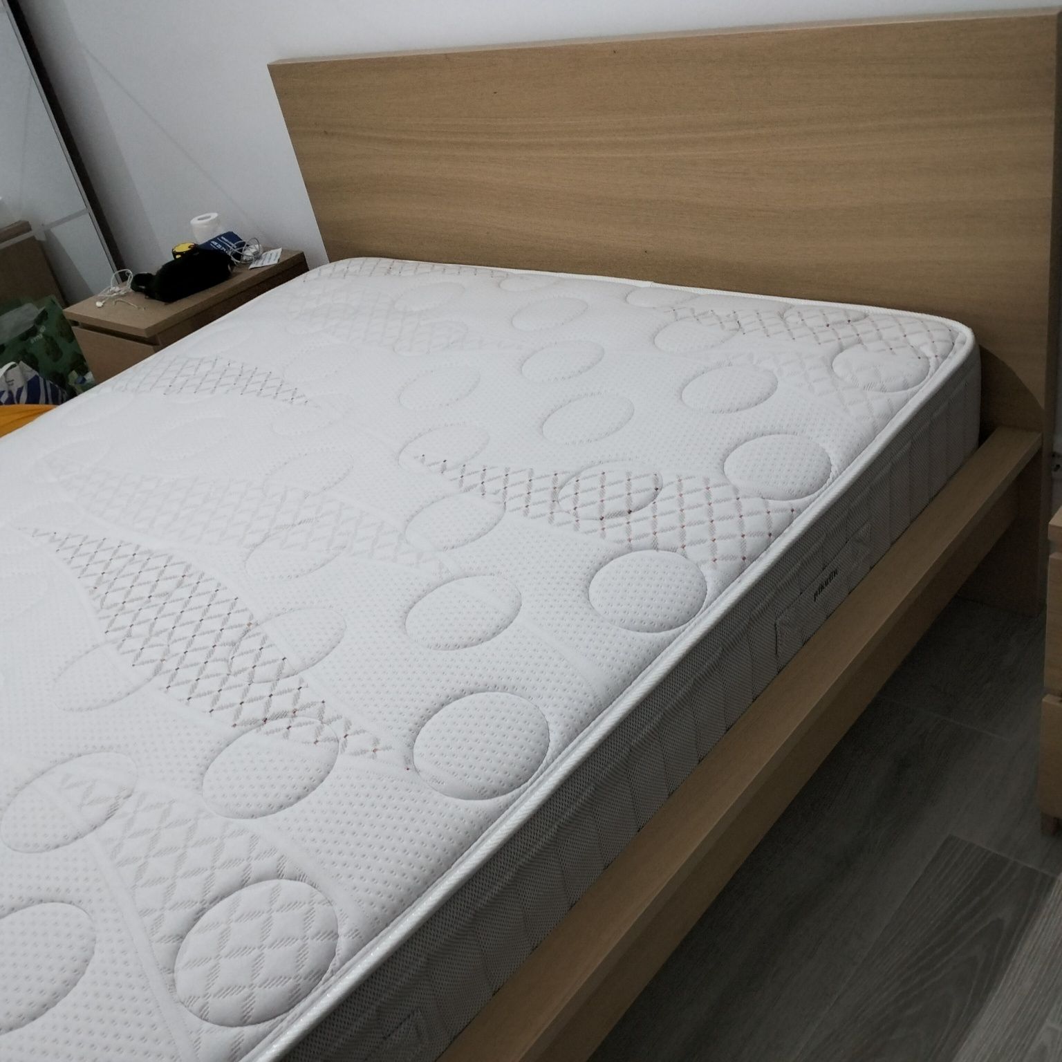 Cama malm ikea como NOVA**