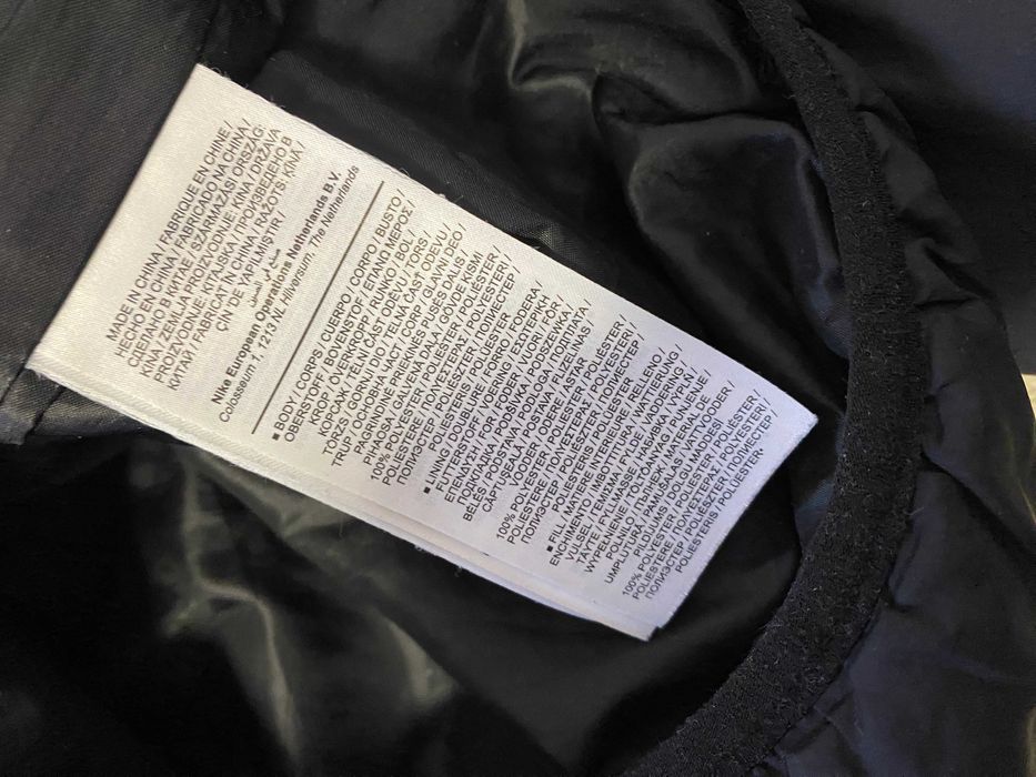 Nike Sportswear куртка подростковая р XS оригинал