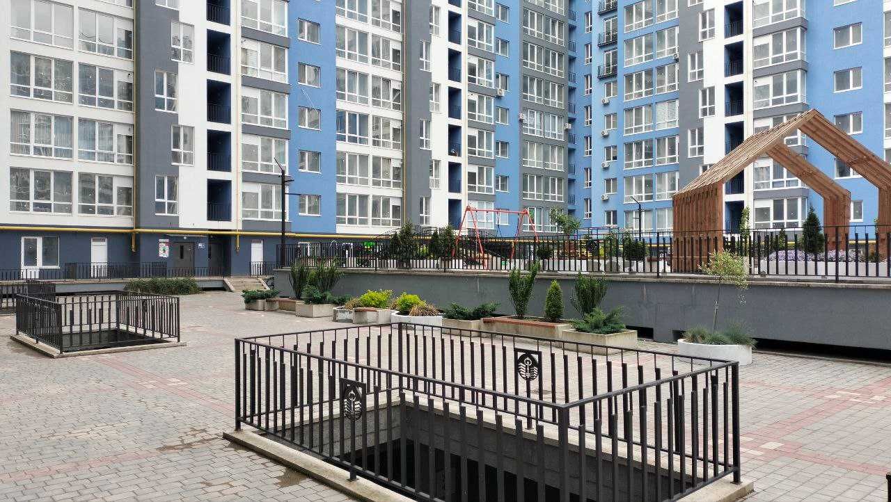 В новому ЖР продається дешева здана комерція під масажний кабінет