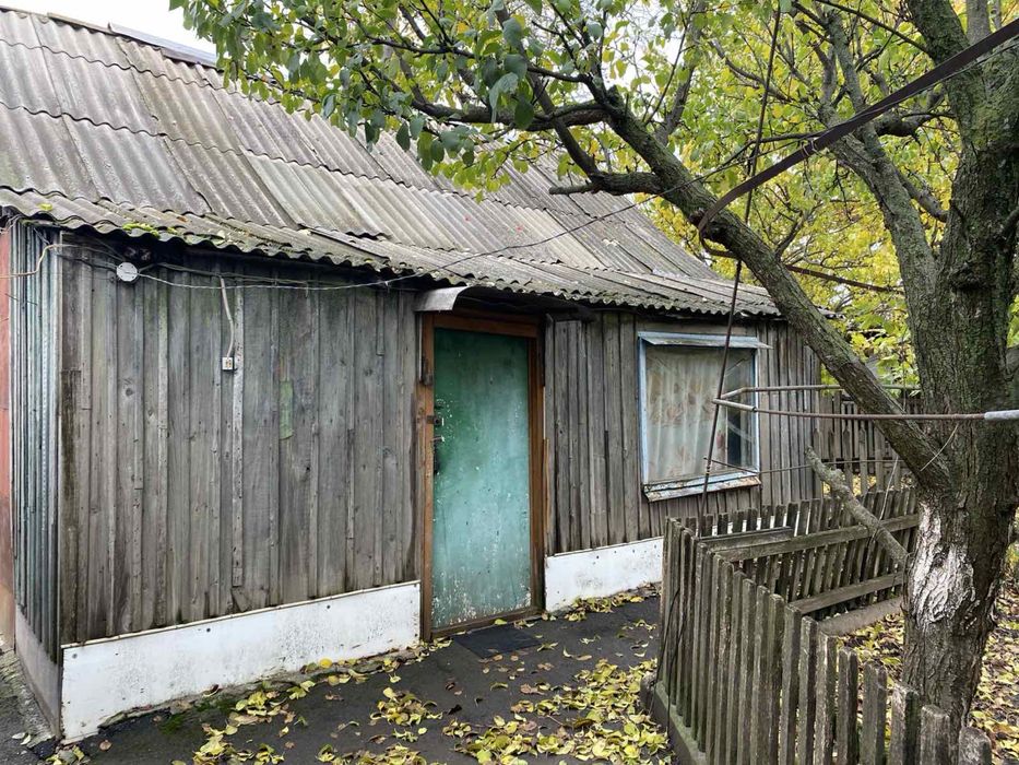 Продається будинок в Покровському районі .