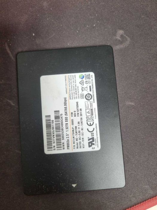 Samsung  PM863a  2tbTB 3D NAND  SATA III 2.5'' 7mm запароленый