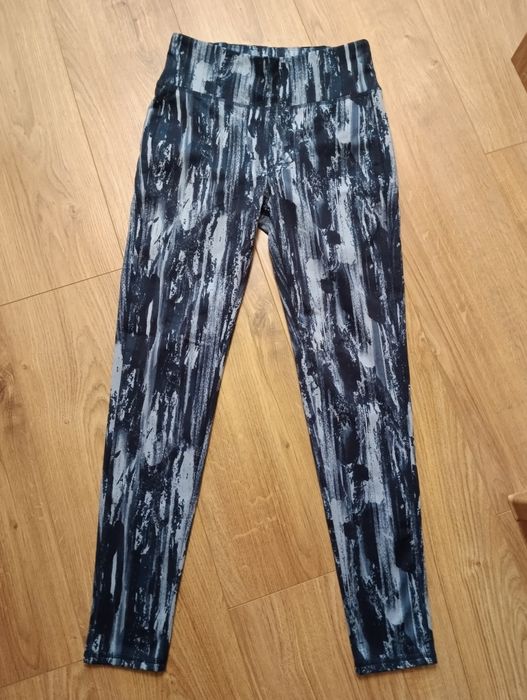Getry legginsy damskie F&F rozmiar S lekko ocieplane