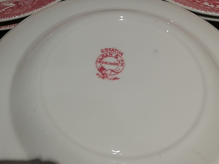 Pratos "Estátua" (Cavalinho), Sacavém