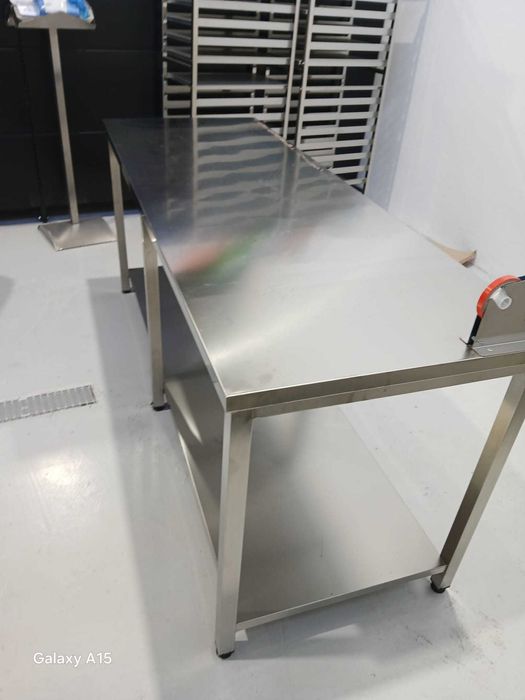 Bancada de apoio de inox