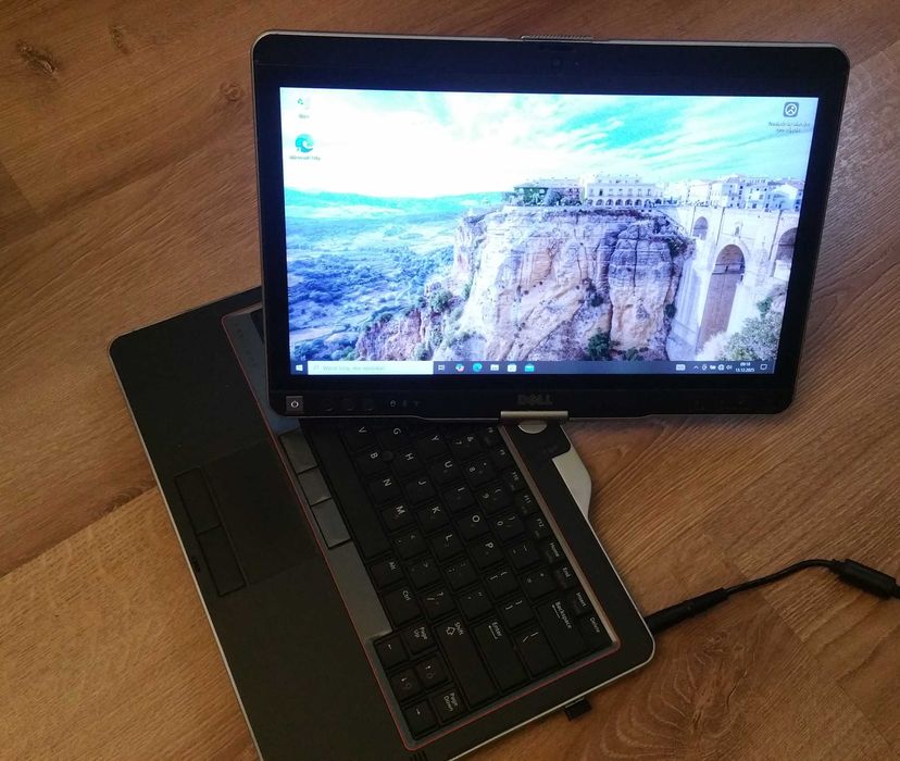 Laptop Dell Latitude XT3 konwertowalny w tablet 13,3" ekran dotykowy