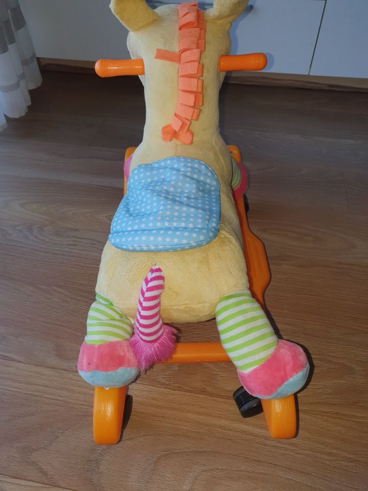 Koń na biegunach plus jeździk