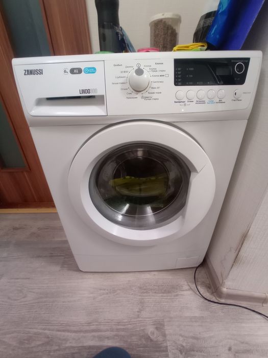 Стиральна машина Zanussi на запчастини