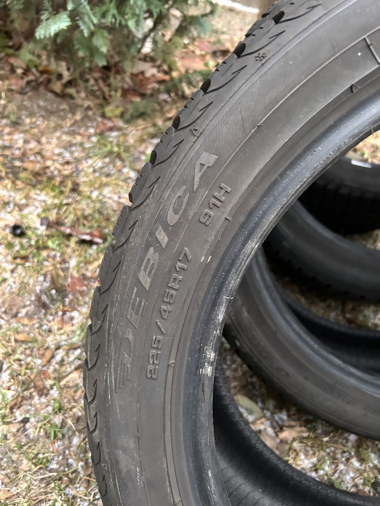 Dębica Frigo HP2 zimowy komplet 225/45r17