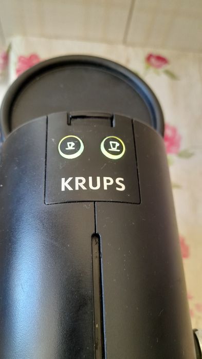 Vendo máquina de café pixie da nespresso