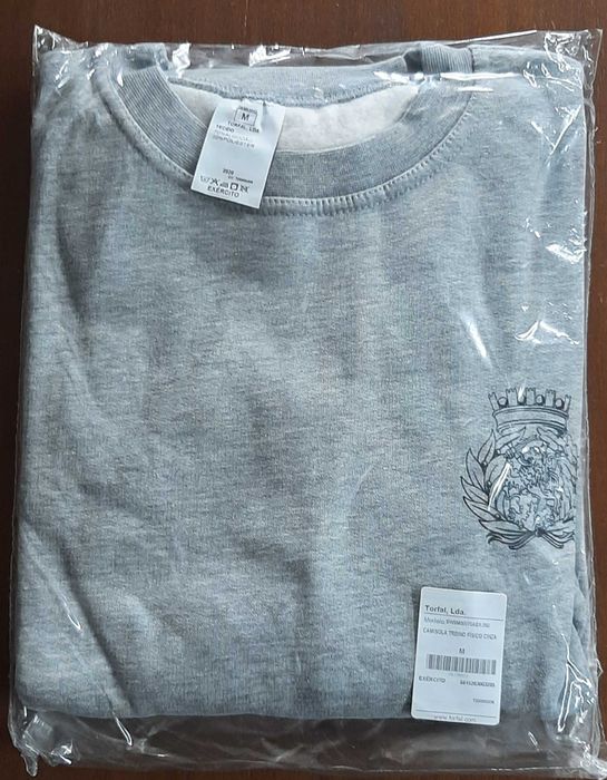 Fato Treino / Camisola / T-shirt Branca e 1BIPara para Treino Físico