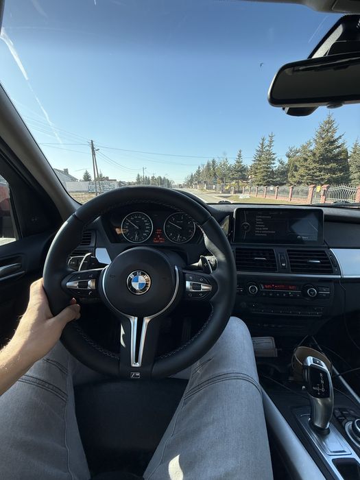 Doinwestowane BMW X5 w pięknym kolorze individu + HiEnd Audio car play